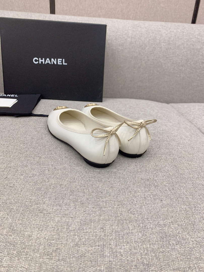 Chanel Women's Fashion Ballet Flats C92310
