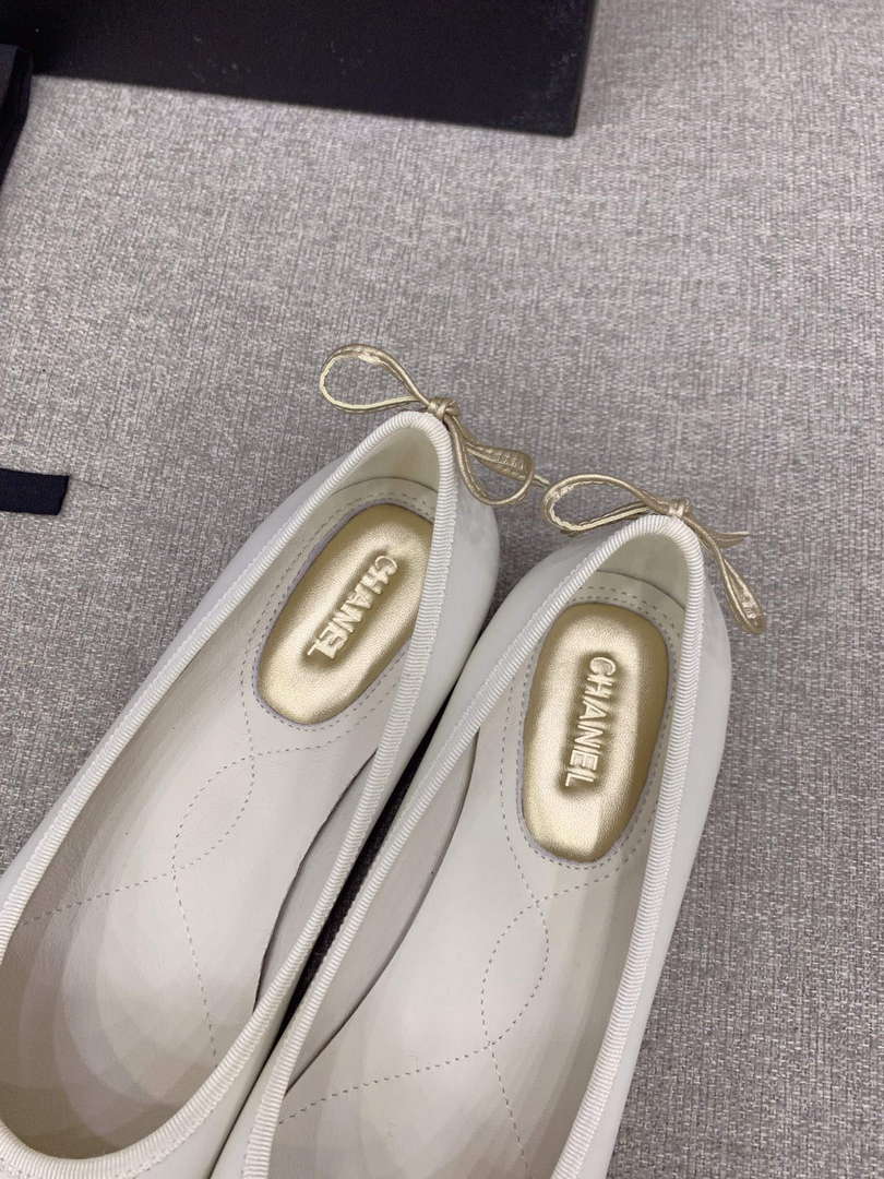 Chanel Women's Fashion Ballet Flats C92310