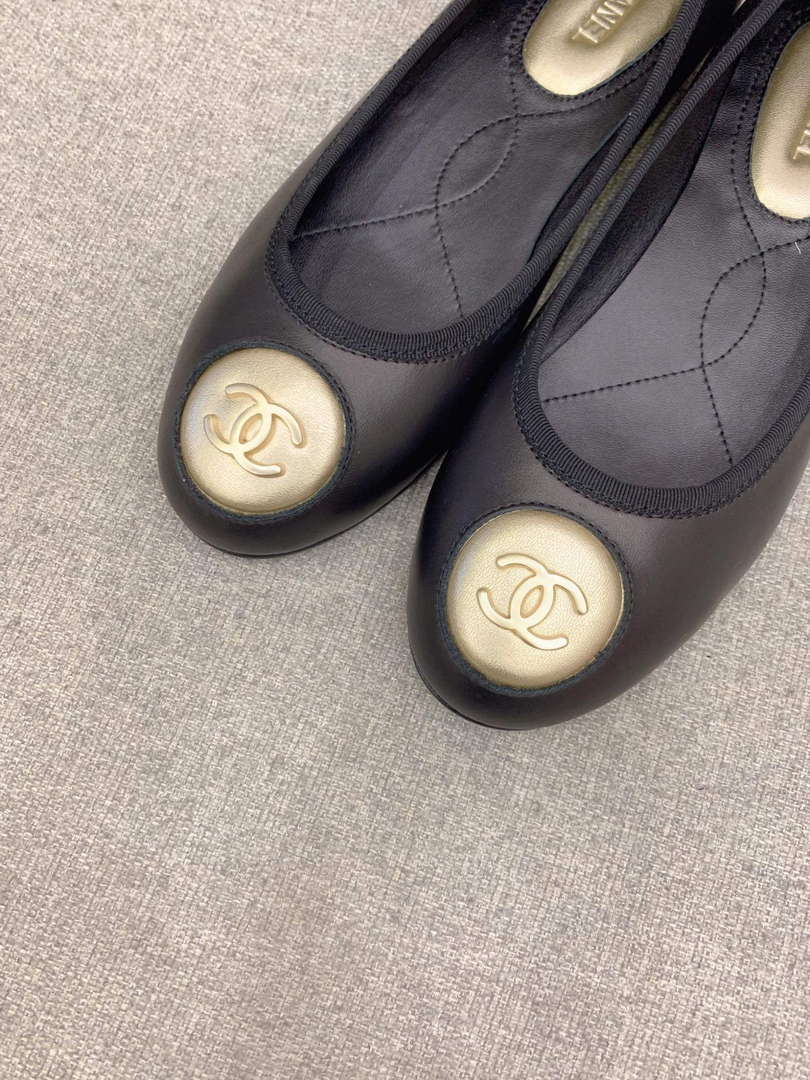 Chanel Women's Fashion Ballet Flats C92313