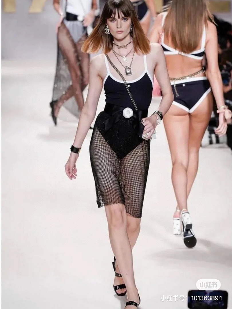 Chanel Women's Fashion Bikini Swimsuit Suit C65230
