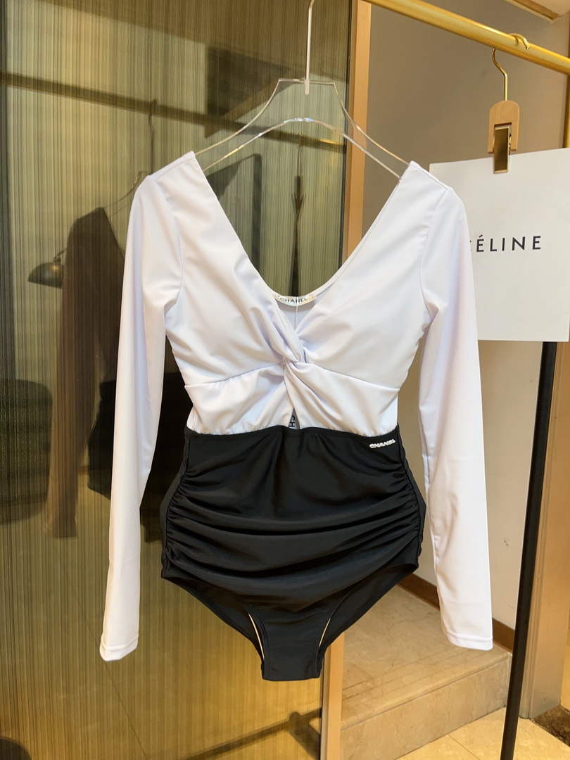 Chanel Women's Fashion Bikini Swimsuit Suit C65233
