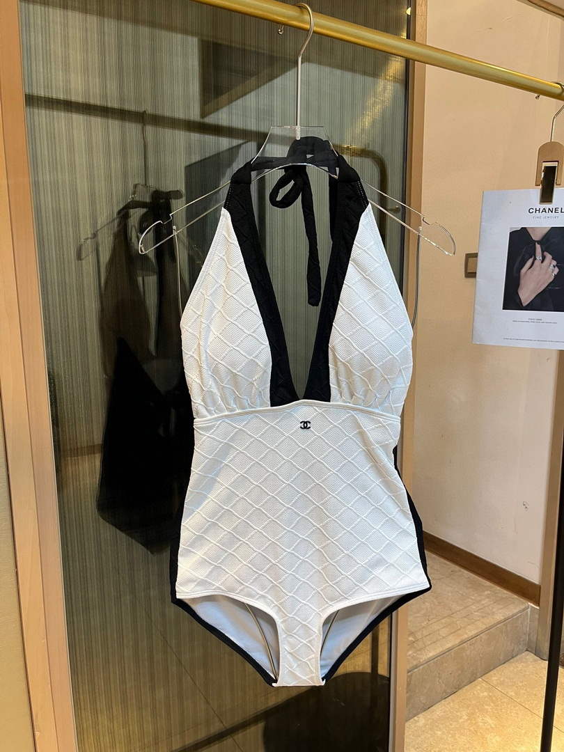 Chanel Women's Fashion Bikini Swimsuit Suit C65236