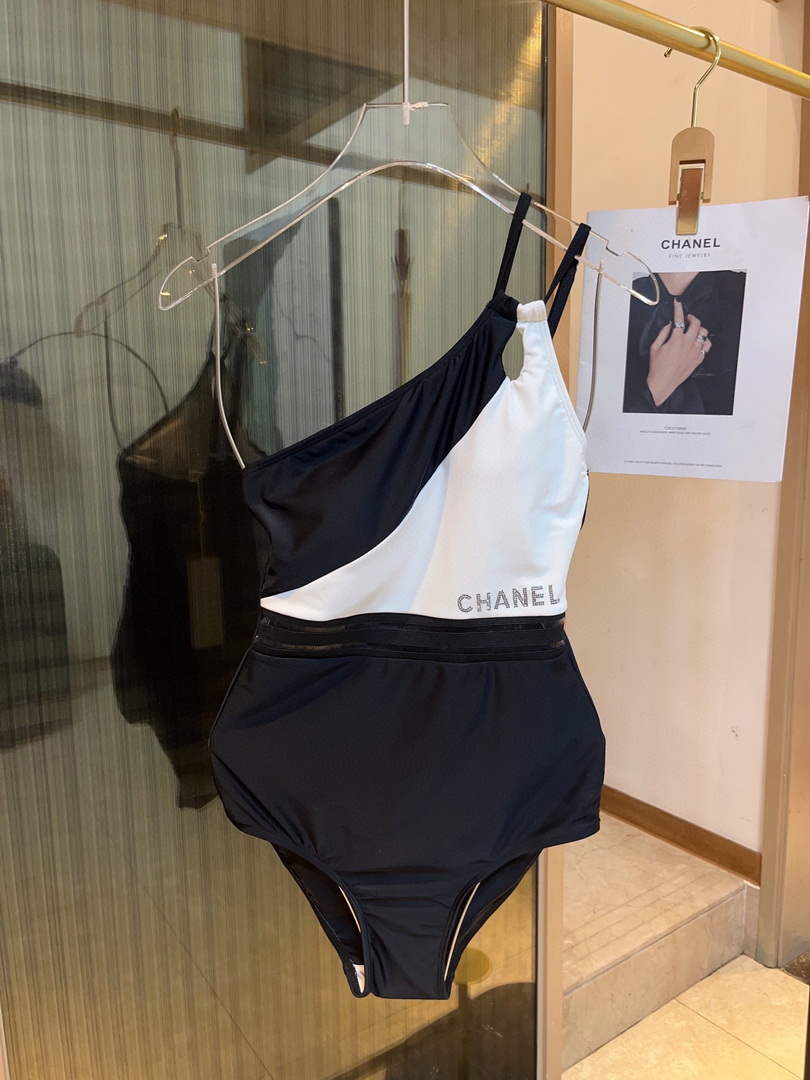Chanel Women's Fashion Bikini Swimsuit Suit C65251