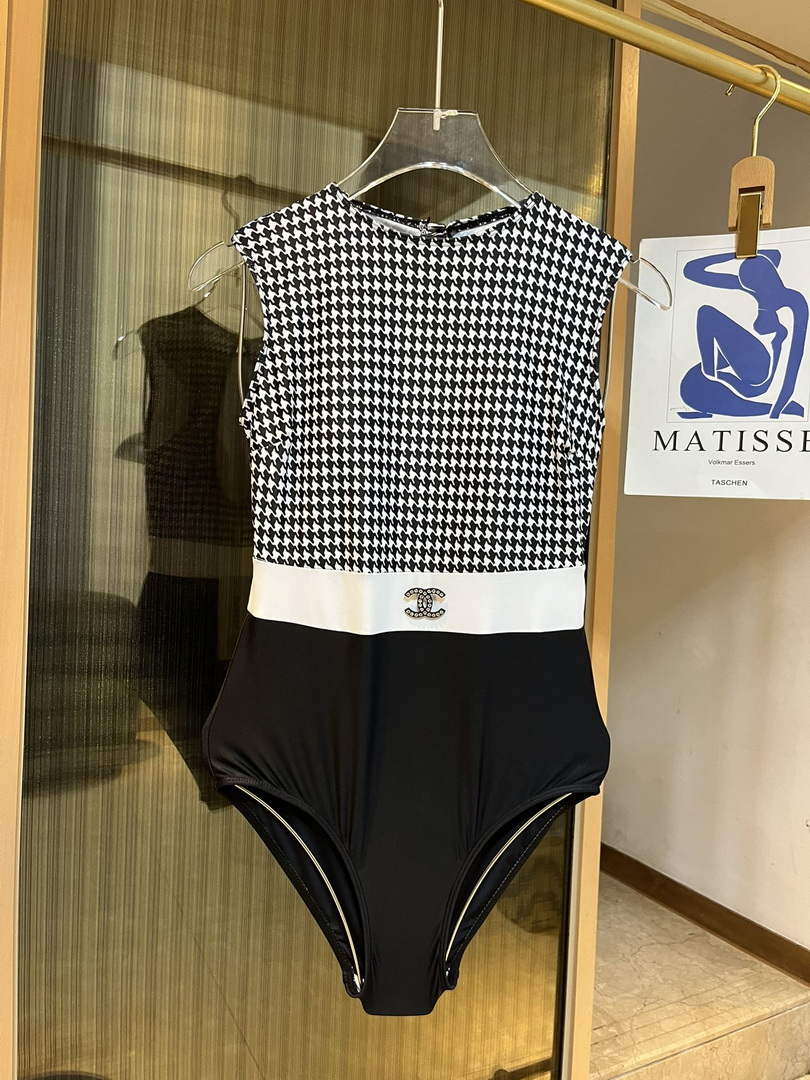 Chanel Women's Fashion Bikini Swimsuit Suit C65259