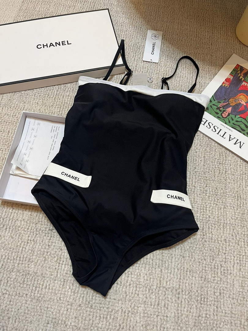 Chanel Women's Fashion Bikini Swimsuit Suit C65260