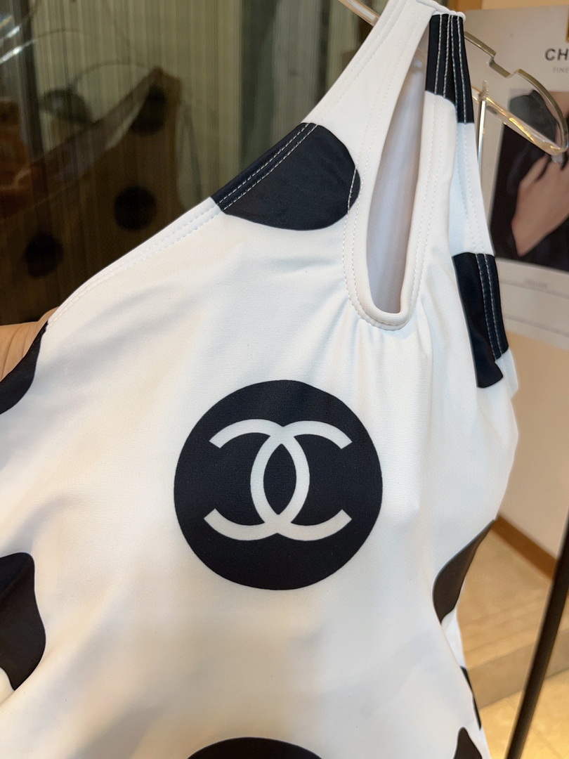 Chanel Women's Fashion Bikini Swimsuit Suit C65261