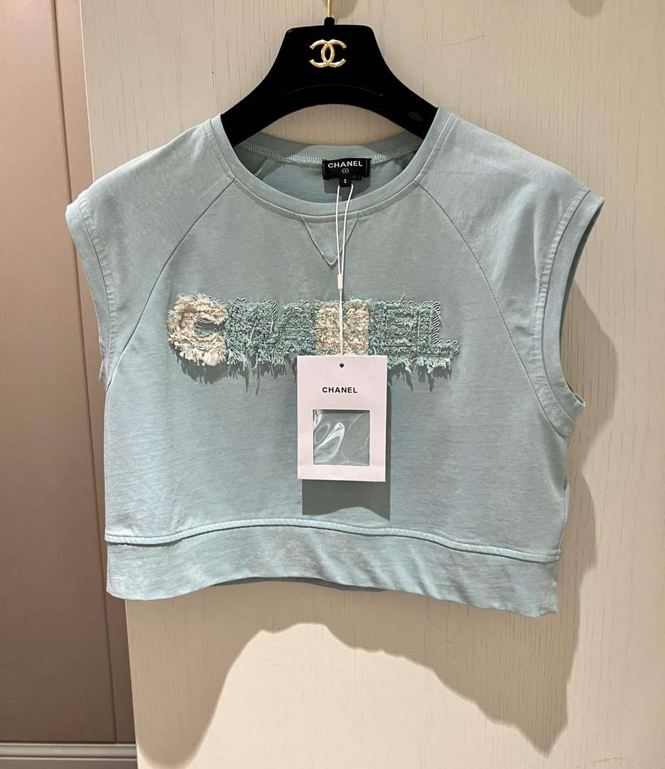 Chanel Women's Fashion Clothing C58823