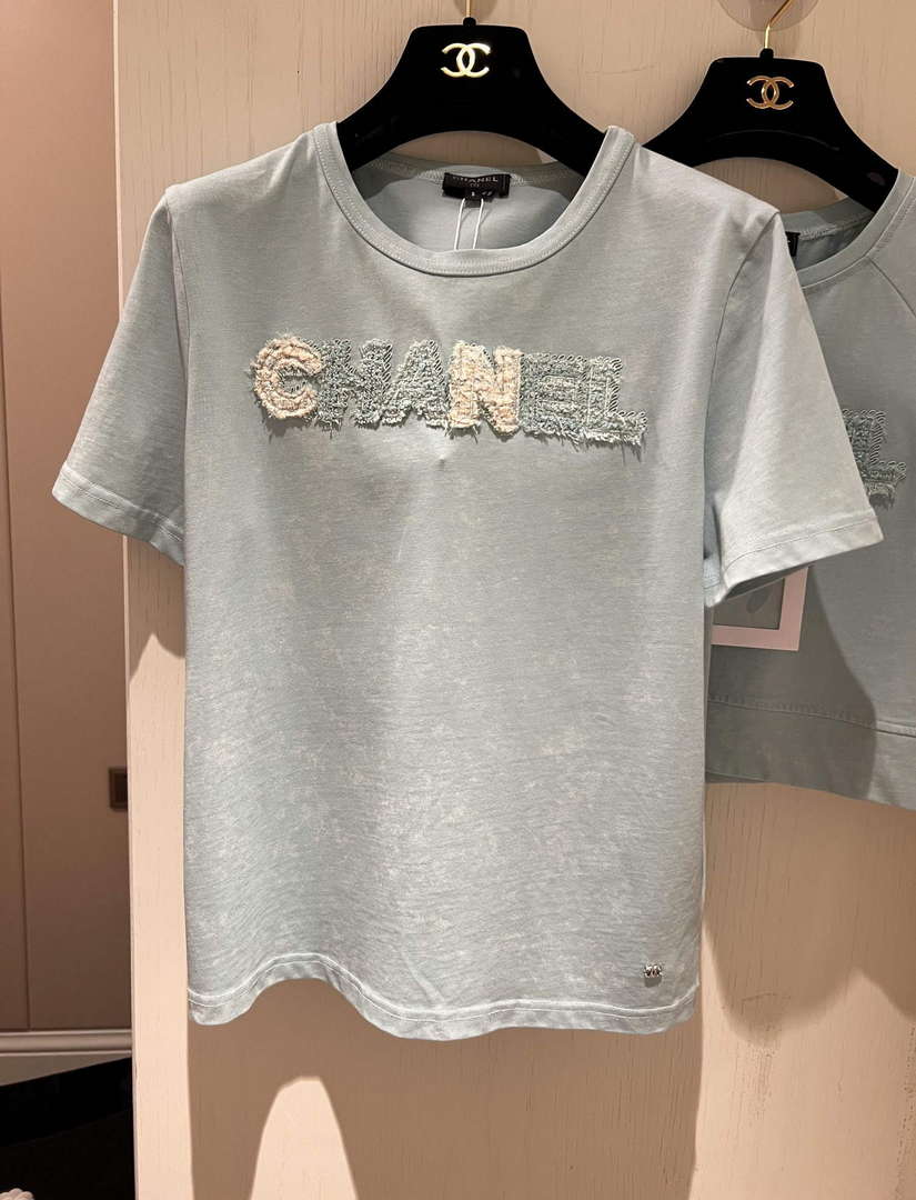 Chanel Women's Fashion Clothing C58824