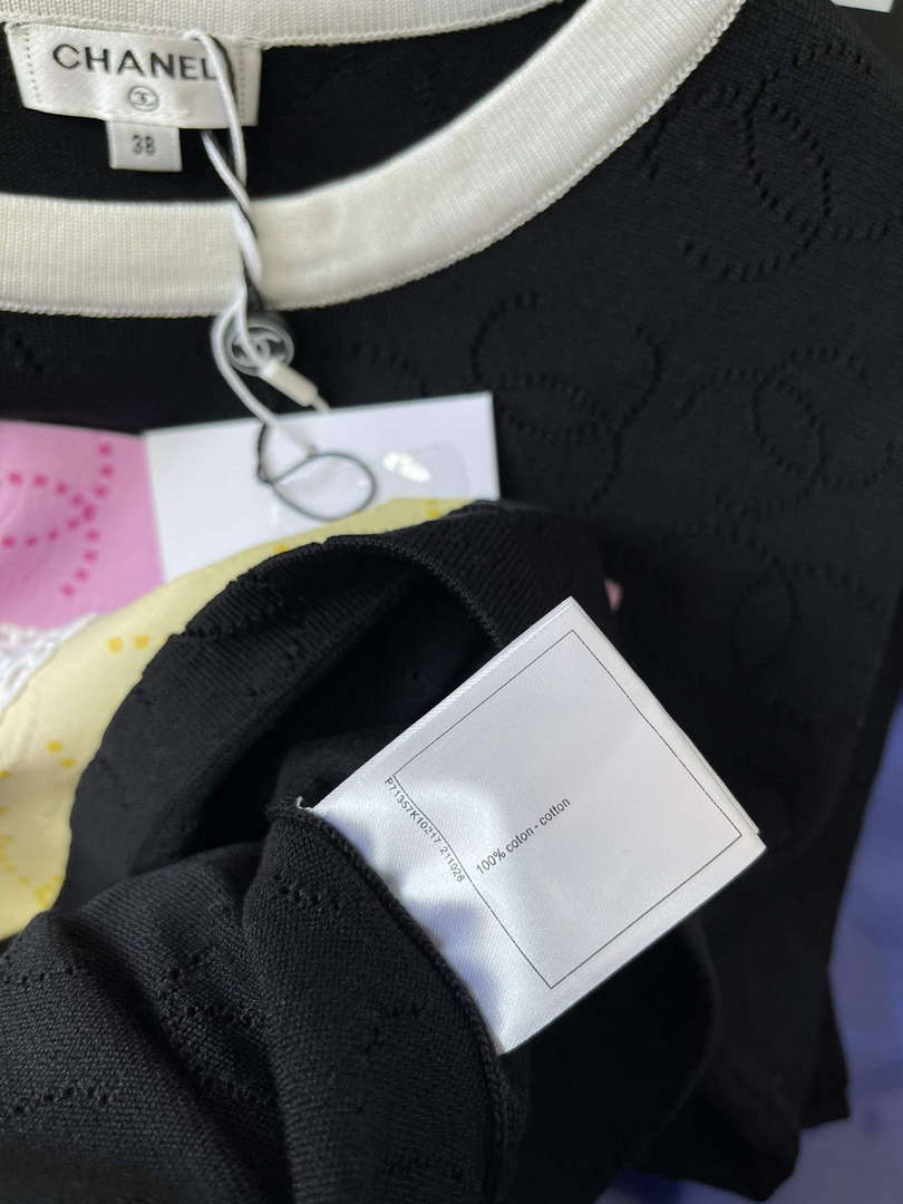 Chanel Women's Fashion Clothing C58833