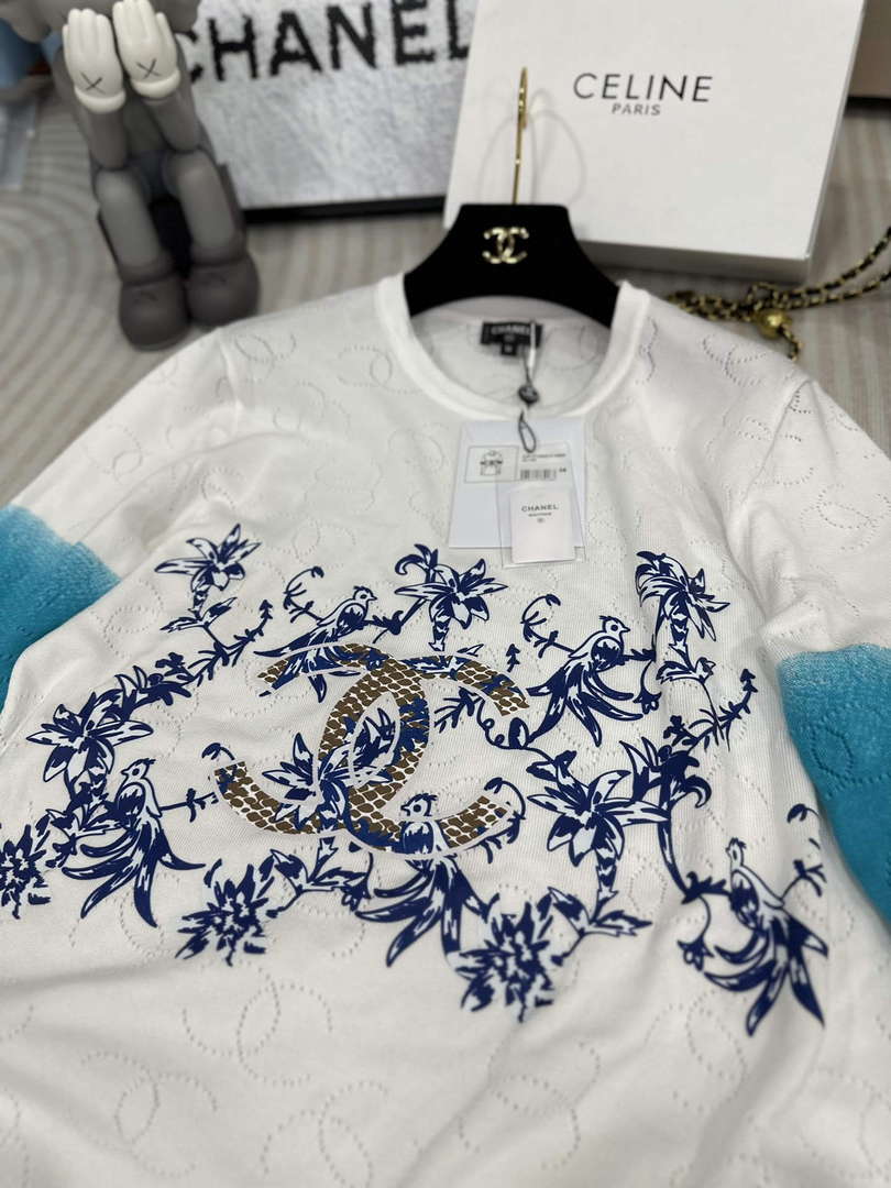 Chanel Women's Fashion Clothing C58836