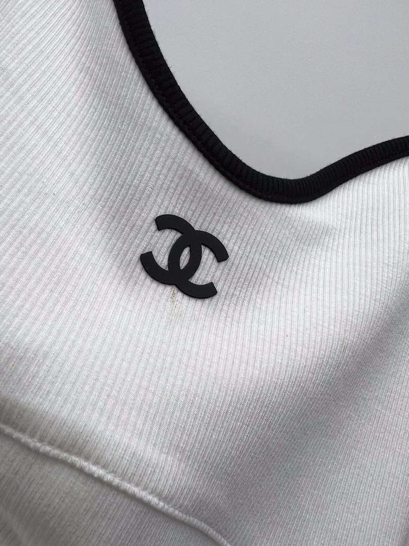 Chanel Women's Fashion Clothing C58837