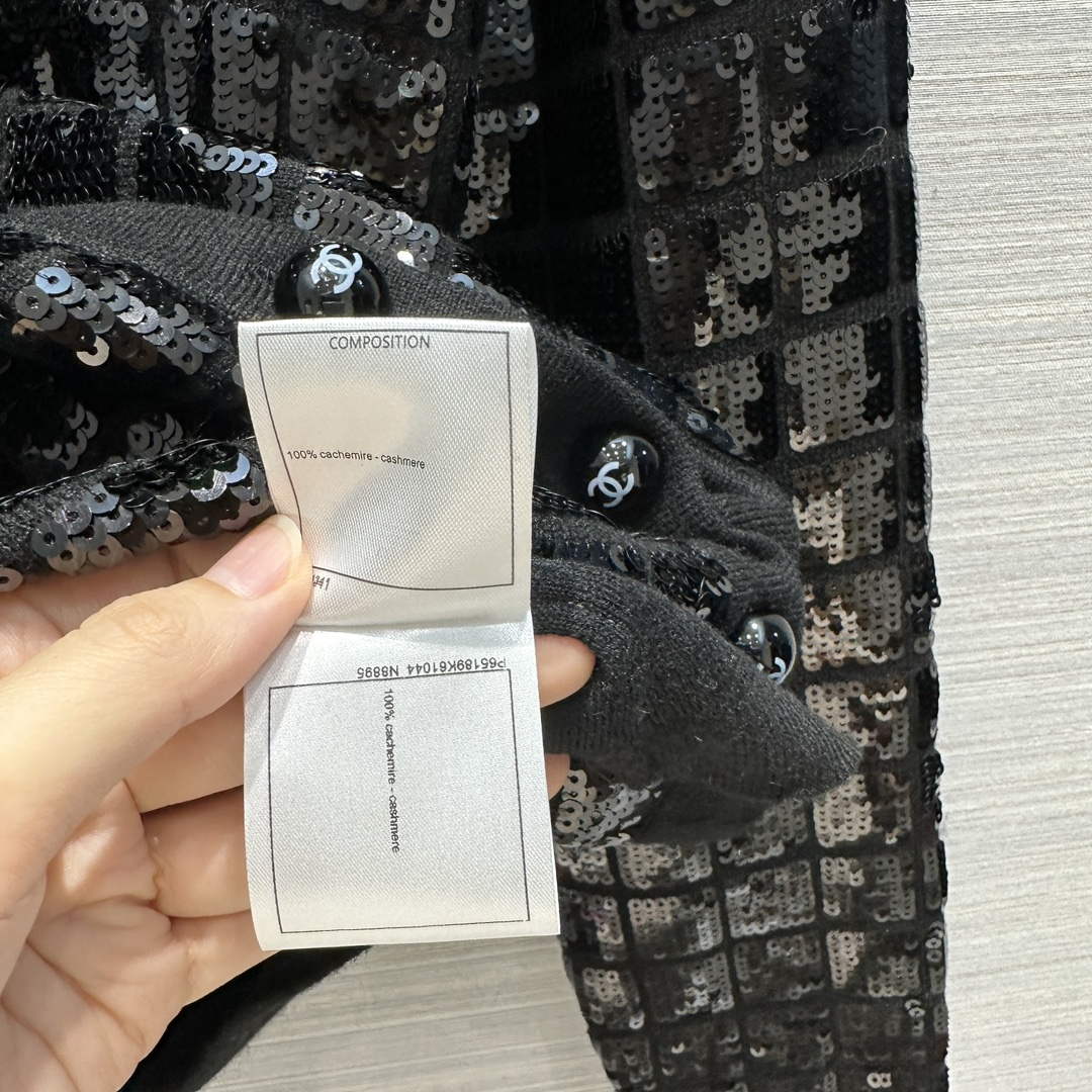 Chanel Women's Fashion Clothing Coat C58812