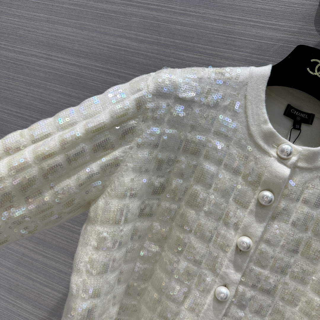 Chanel Women's Fashion Clothing Coat C58813