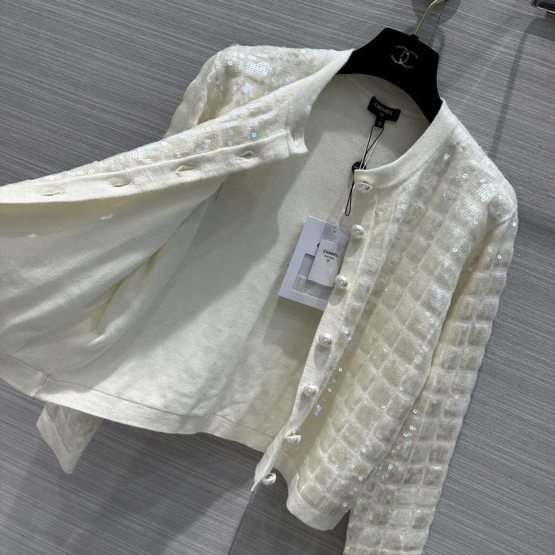 Chanel Women's Fashion Clothing Coat C58813