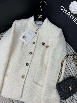 Chanel Women's Fashion Clothing Coat C58818 - S - View 3