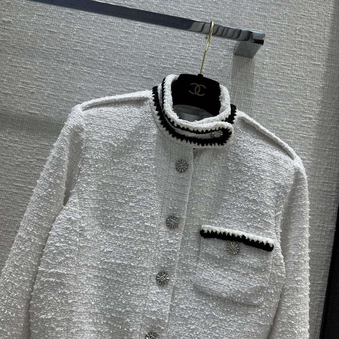 Chanel Women's Fashion Clothing Coat C58820