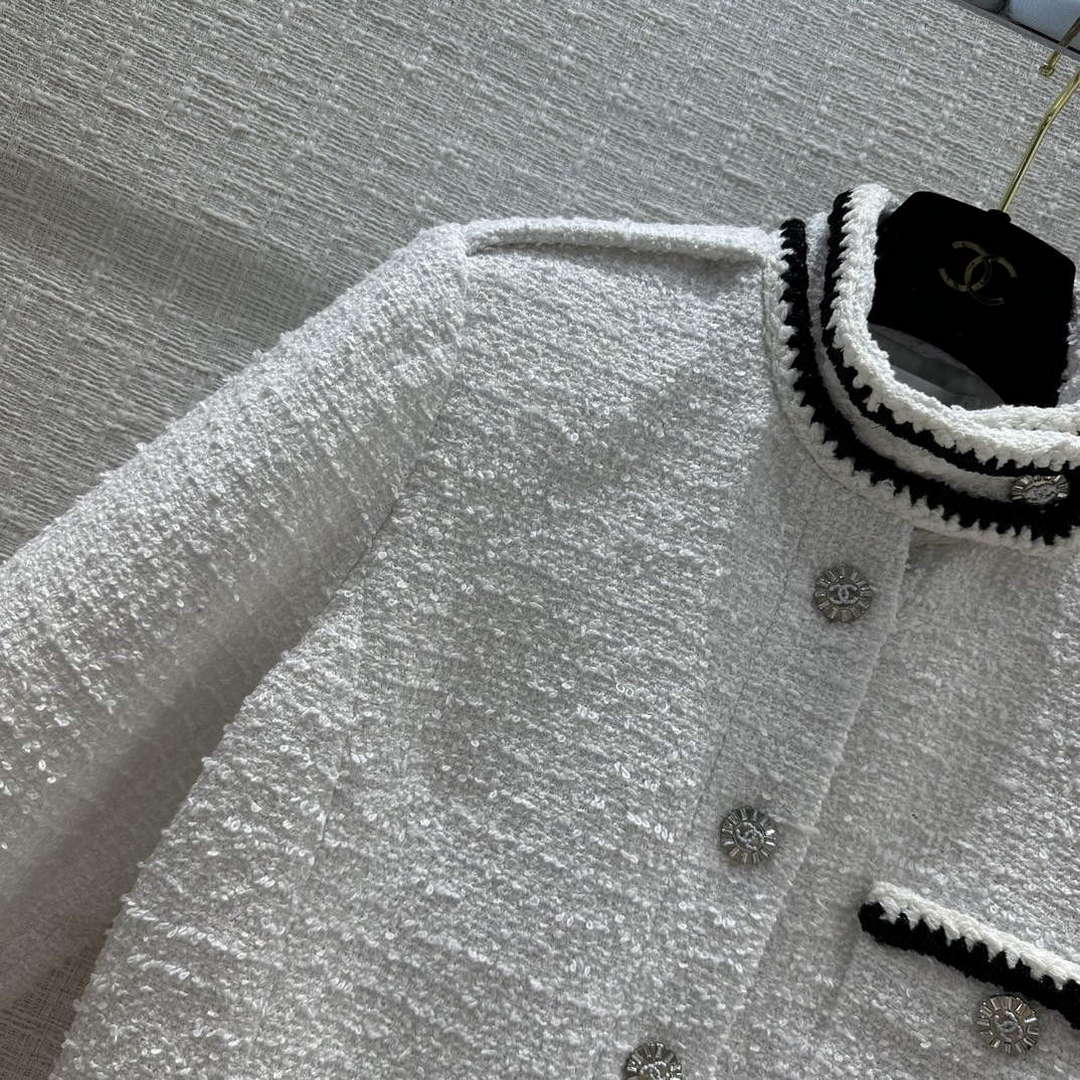 Chanel Women's Fashion Clothing Coat C58820