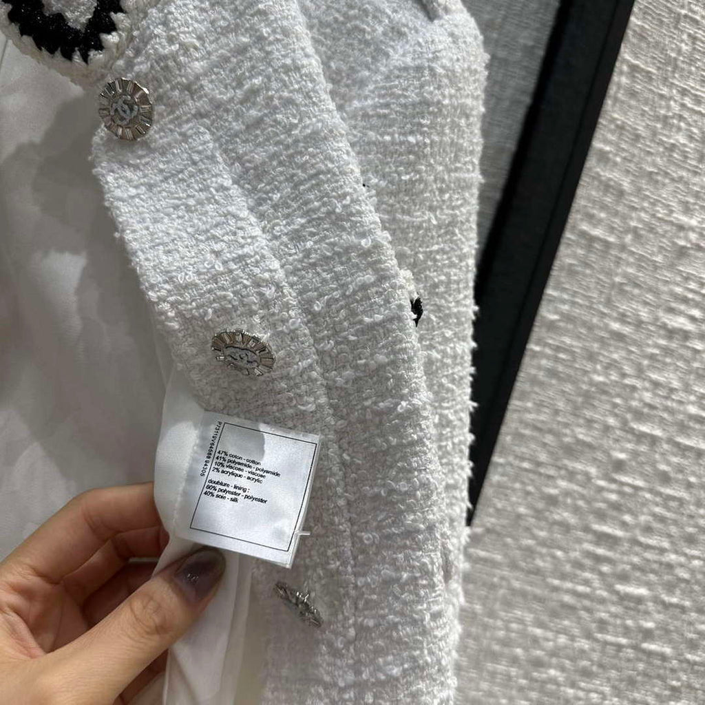 Chanel Women's Fashion Clothing Coat C58820