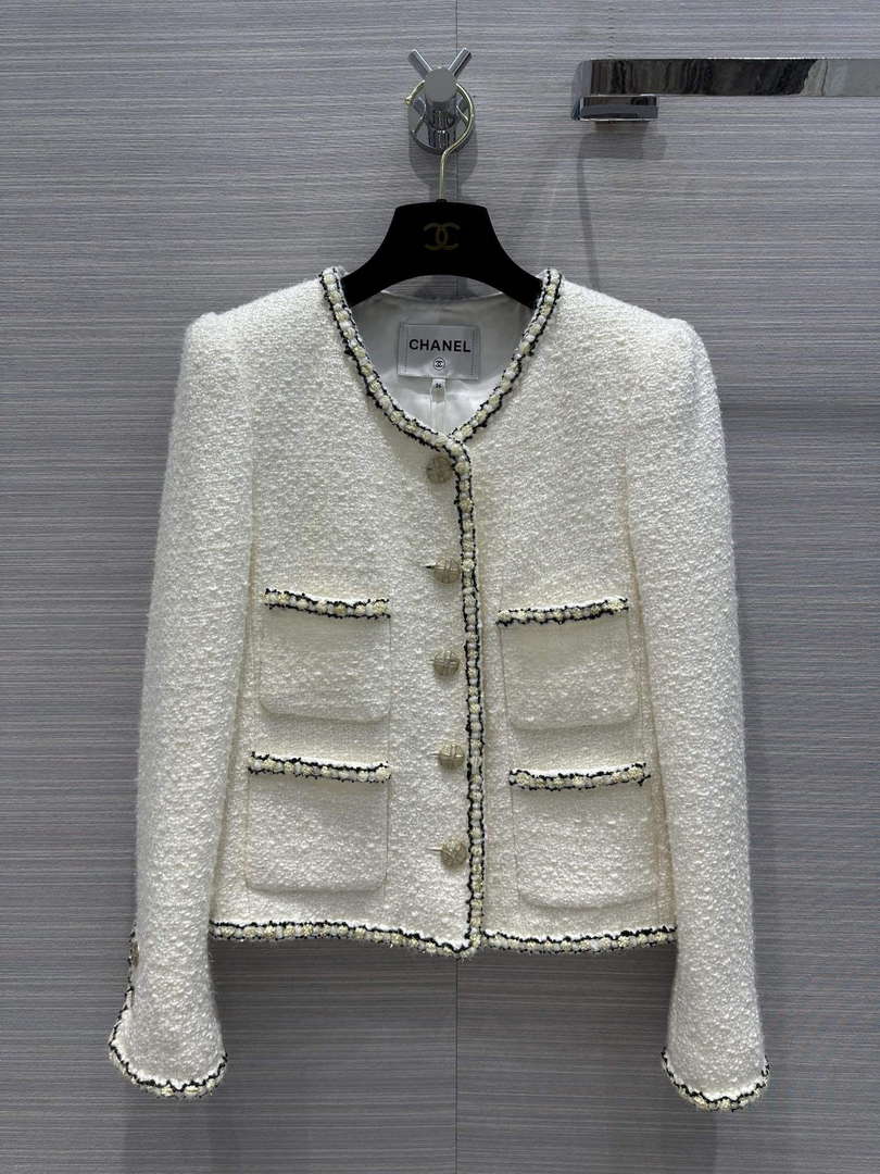 Chanel Women's Fashion Clothing Coat C58821