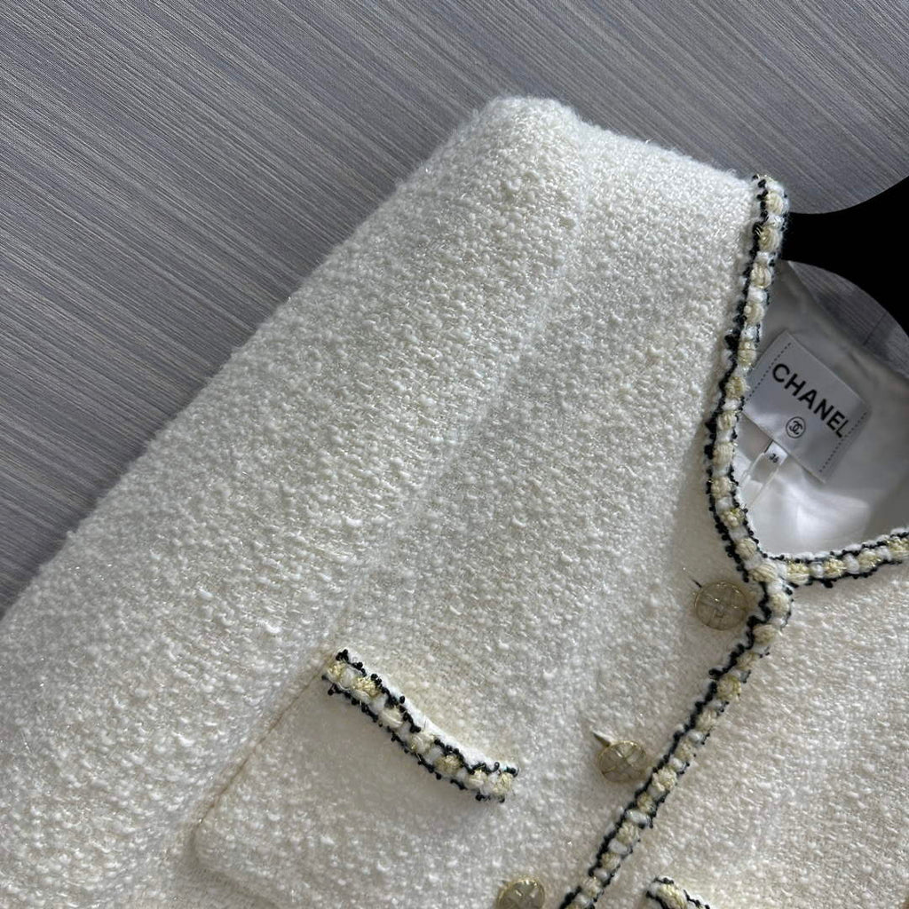 Chanel Women's Fashion Clothing Coat C58821
