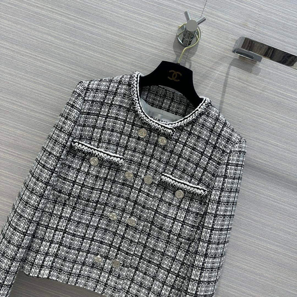 Chanel Women's Fashion Clothing Coat C58823