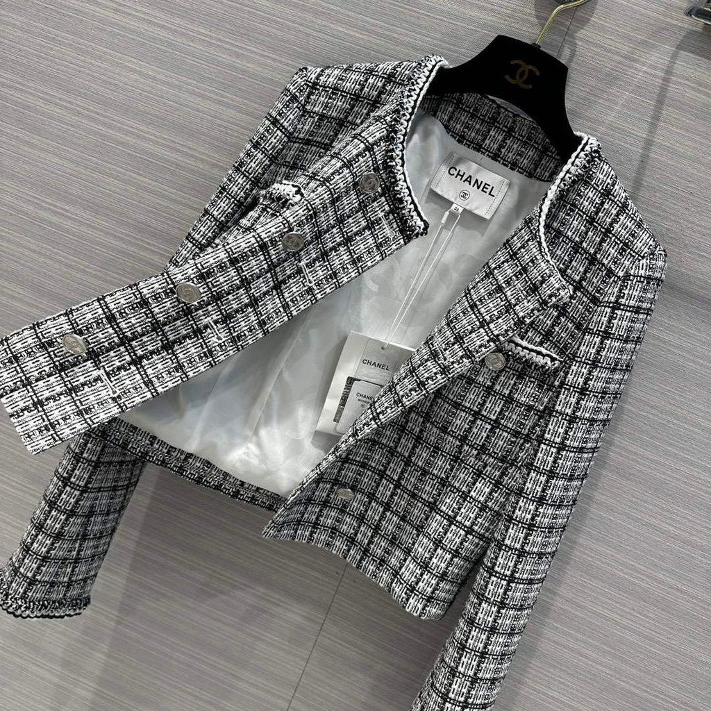 Chanel Women's Fashion Clothing Coat C58823
