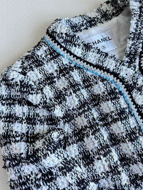 Chanel Women's Fashion Clothing Coat C62193