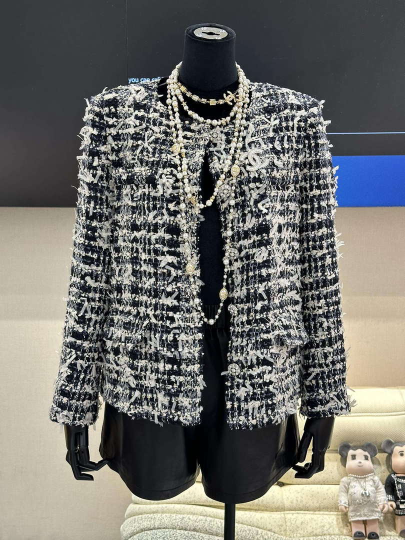 Chanel Women's Fashion Clothing Coat C62197