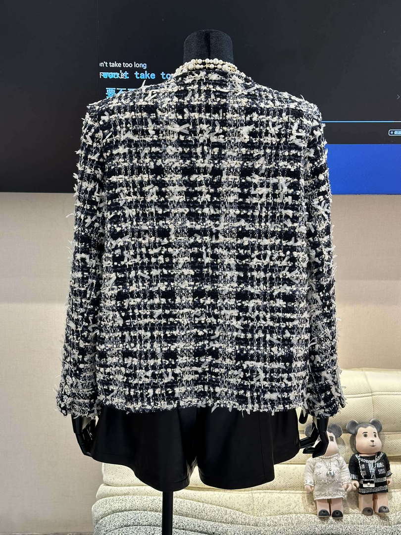 Chanel Women's Fashion Clothing Coat C62197