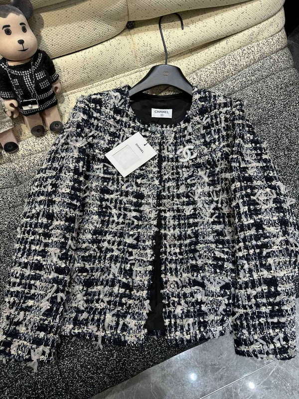 Chanel Women's Fashion Clothing Coat C62197