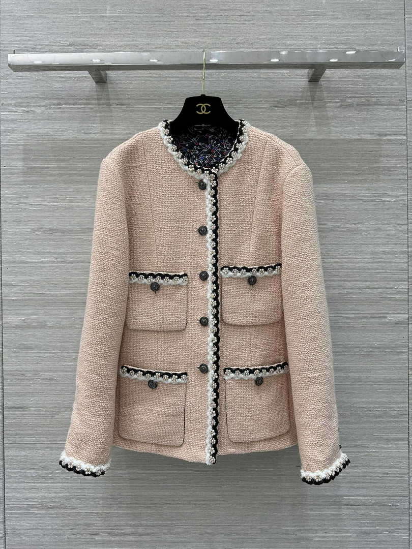 Chanel Women's Fashion Clothing Coat C62201