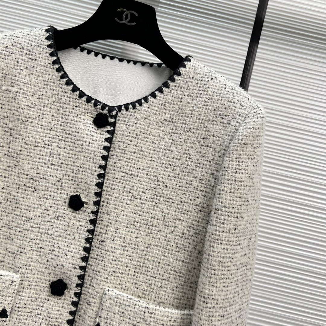 Chanel Women's Fashion Clothing Jacket C58801