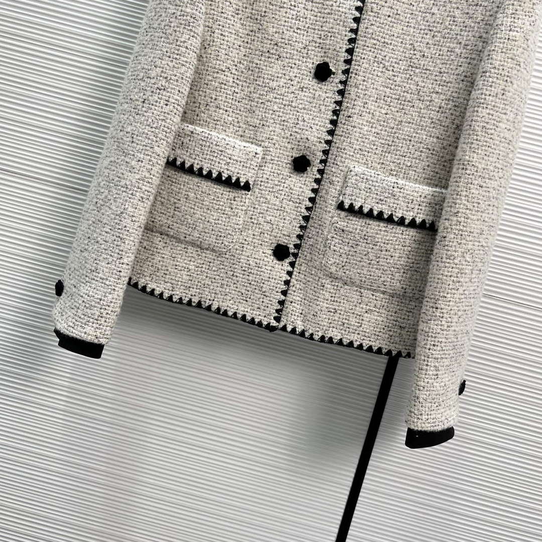 Chanel Women's Fashion Clothing Jacket C58801