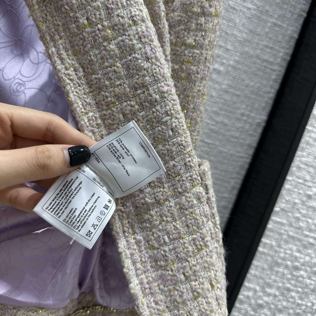 Chanel Women's Fashion Clothing Jacket C58809