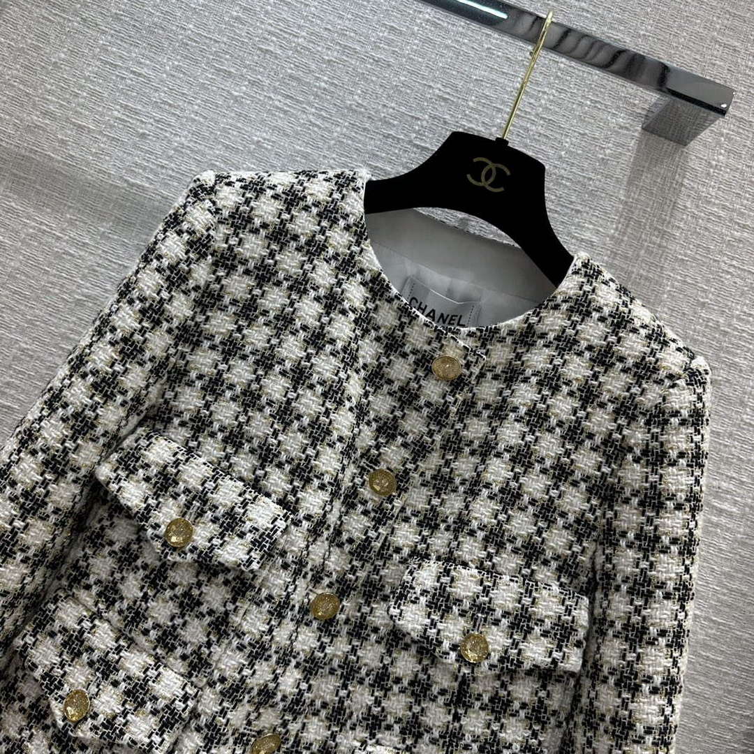 Chanel Women's Fashion Clothing Jacket C58810