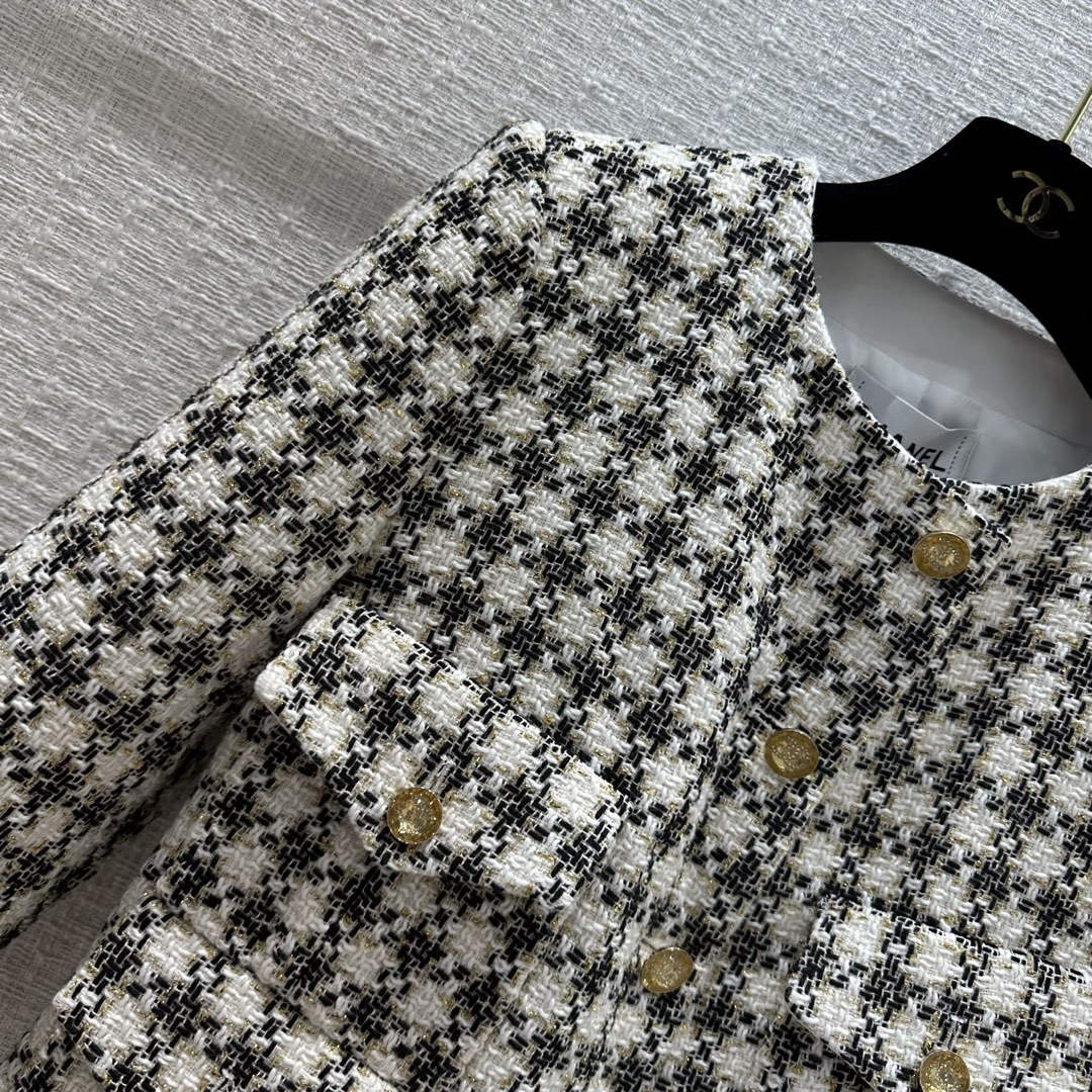 Chanel Women's Fashion Clothing Jacket C58810