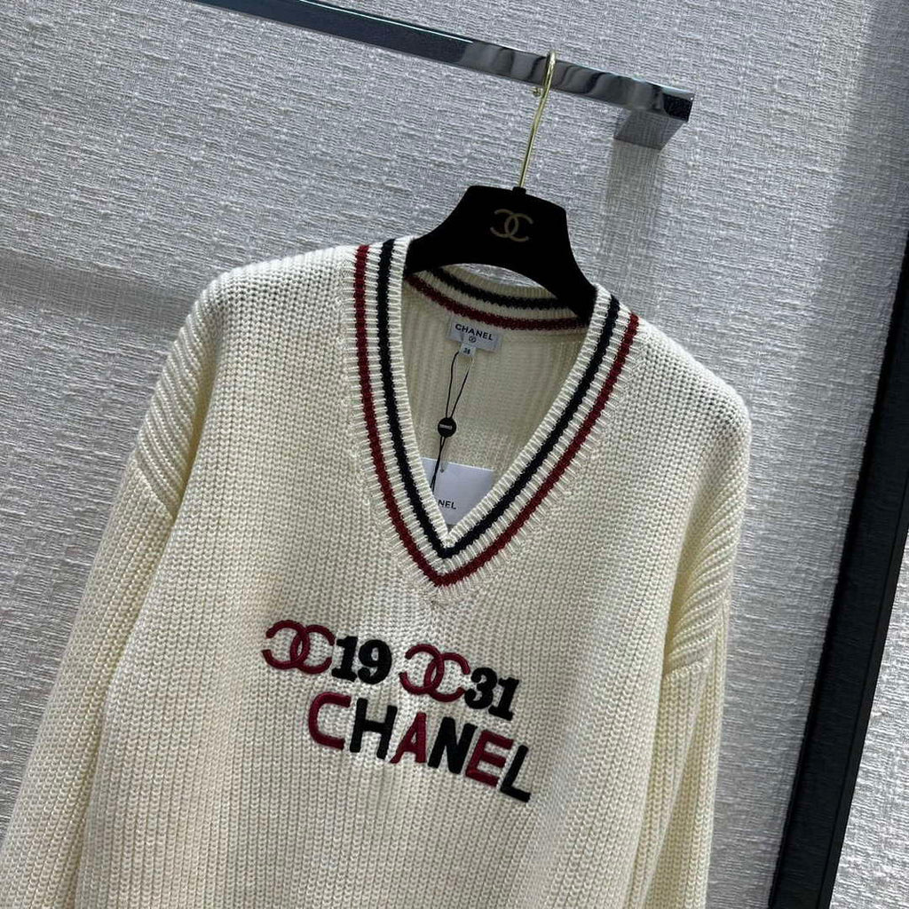 Chanel Women's Fashion Clothing Knitted Sweater C58816