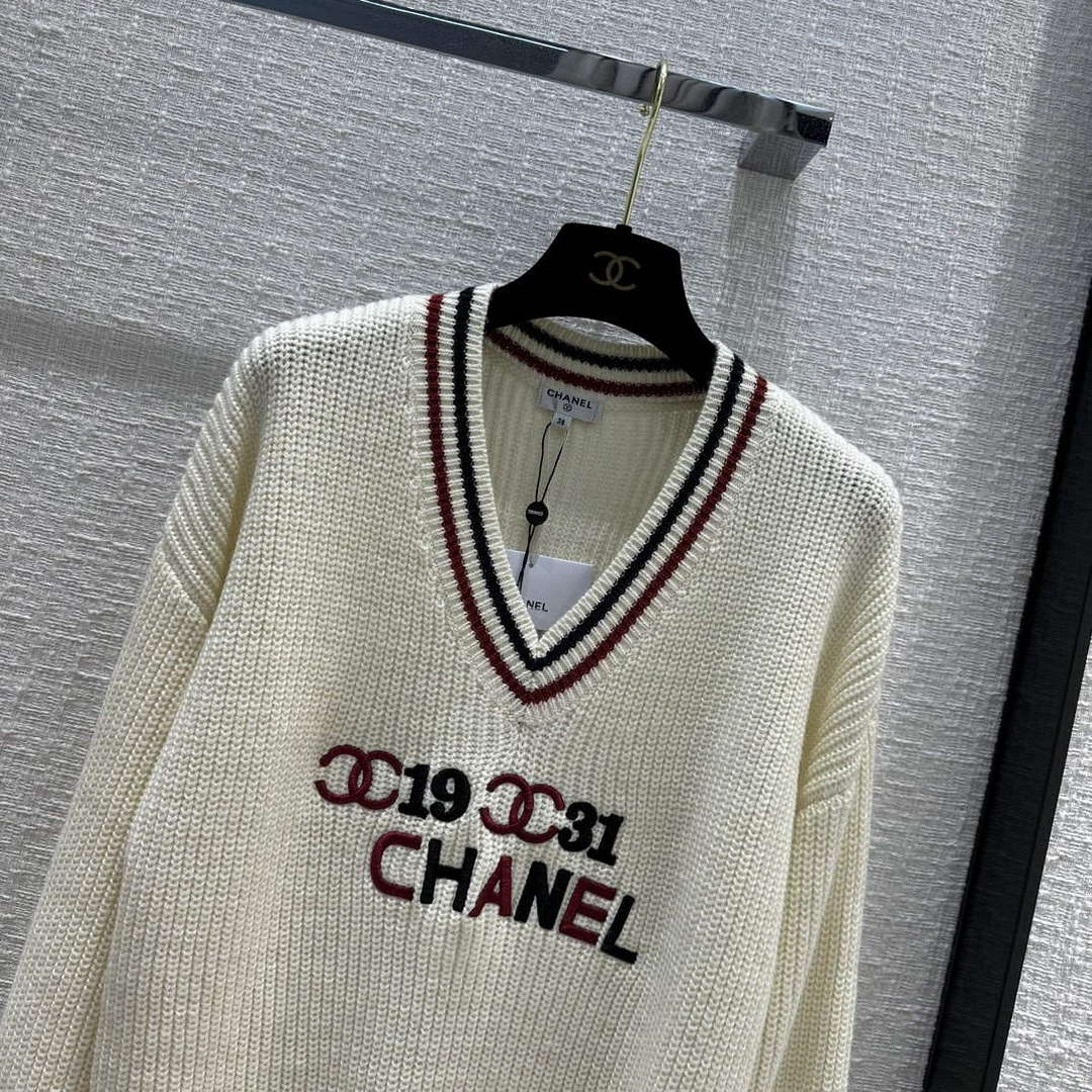 Chanel Women's Fashion Clothing Knitted Sweater C58816