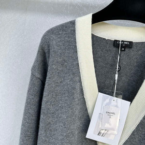 Chanel Women's Fashion Clothing Knitted sweaters C58832 - S - View 3