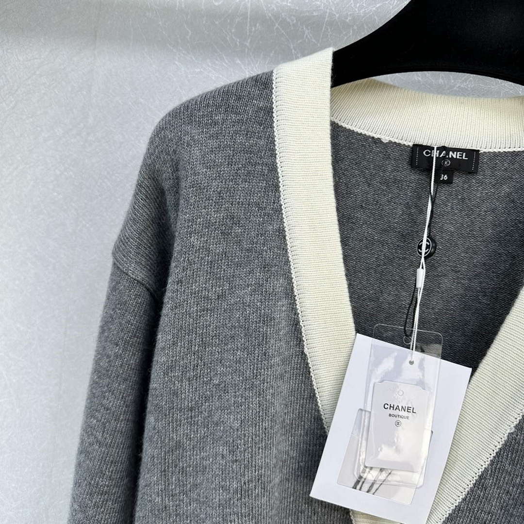 Chanel Women's Fashion Clothing Knitted sweaters C58832