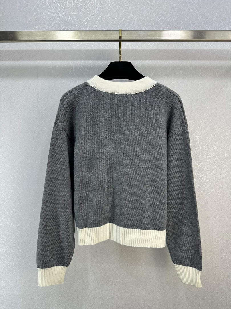 Chanel Women's Fashion Clothing Knitted sweaters C58832