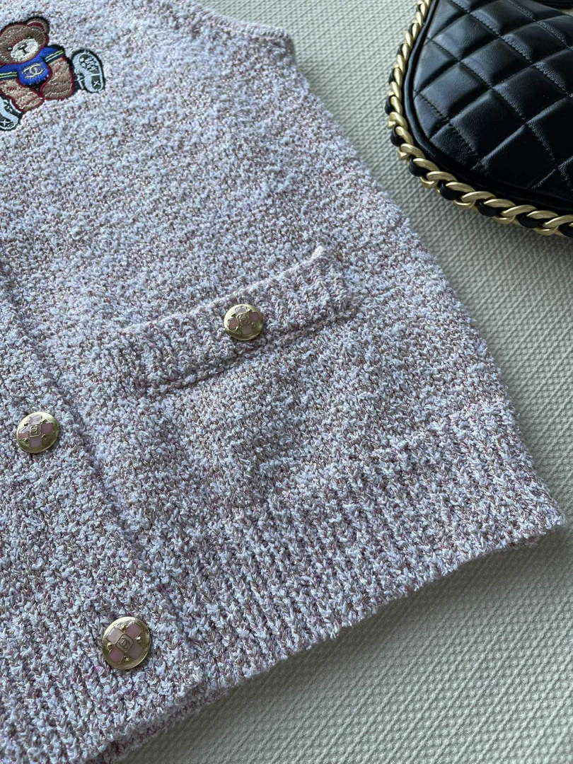 Chanel Women's Fashion Clothing Knitted Sweaters C58836