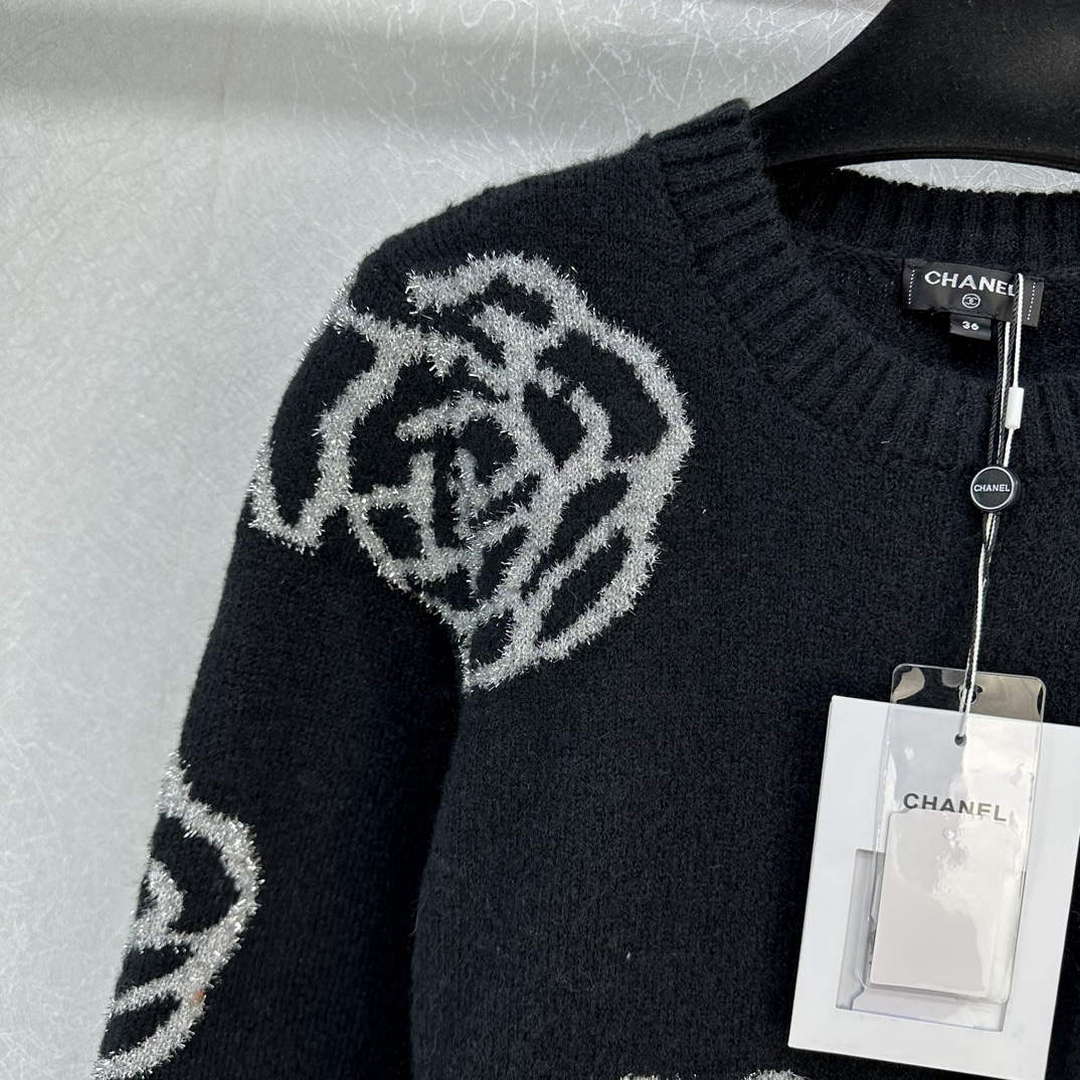 Chanel Women's Fashion Clothing Knitted Sweaters C58837