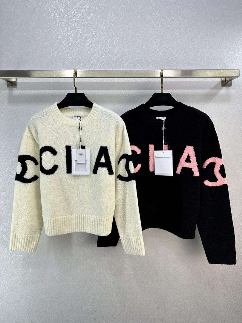 Chanel Women's Fashion Clothing Knitted Sweaters C58839