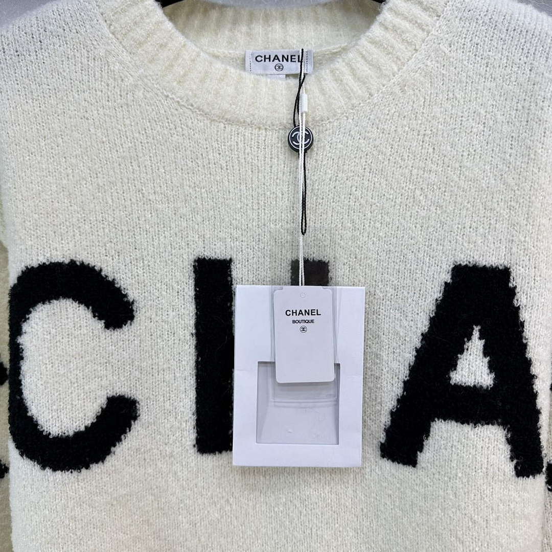 Chanel Women's Fashion Clothing Knitted Sweaters C58839