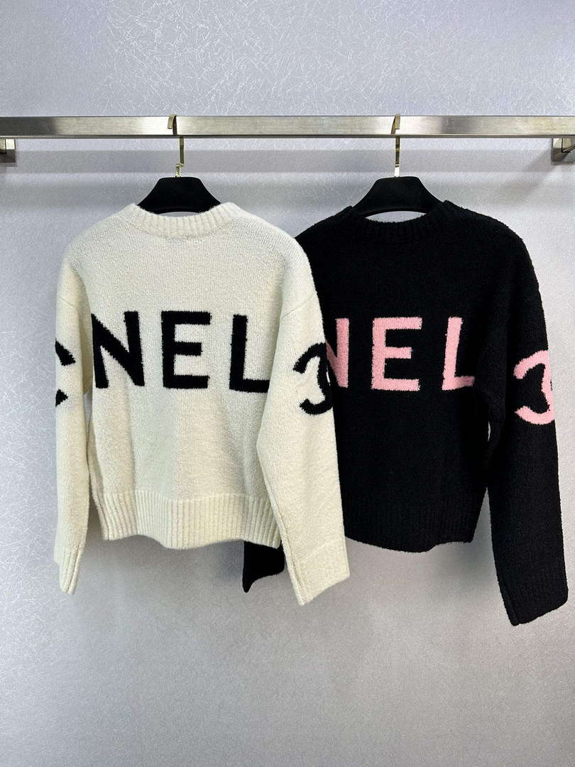 Chanel Women's Fashion Clothing Knitted Sweaters C58839
