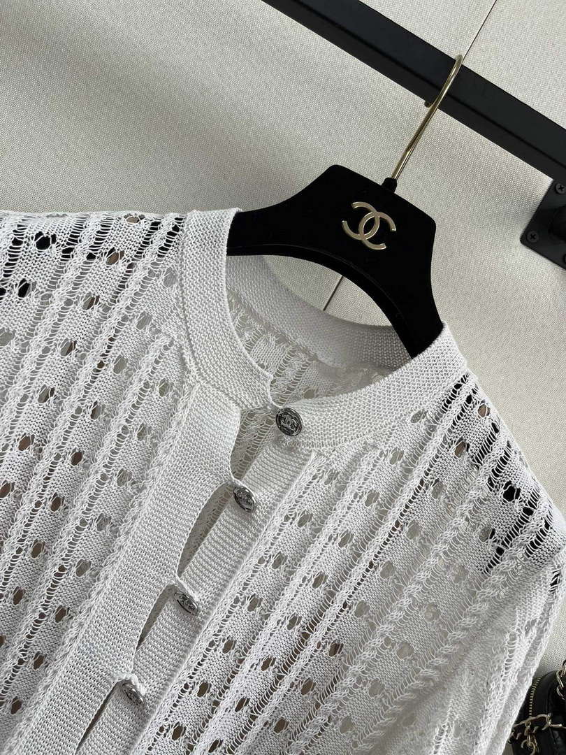 Chanel Women's Fashion Clothing Knitted Sweaters C58841