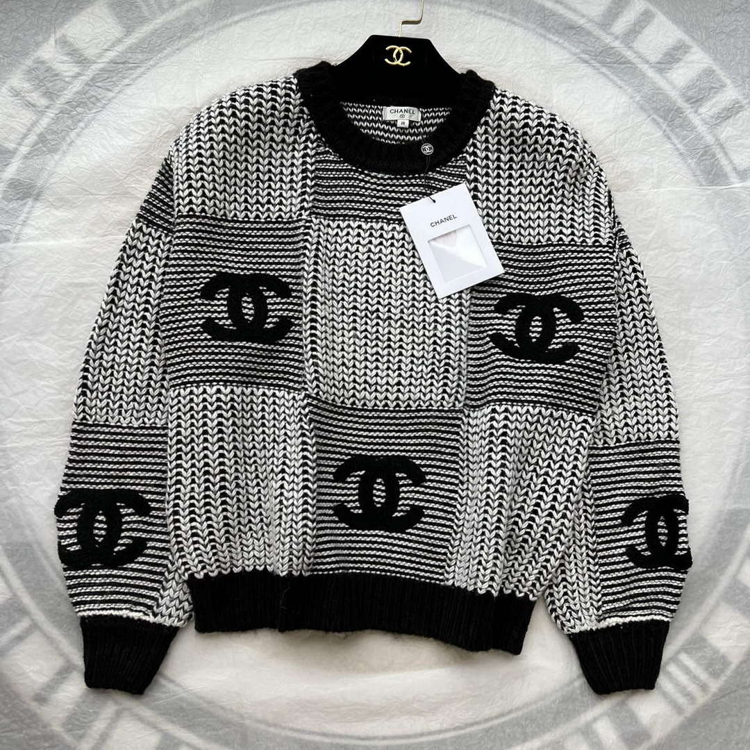 Chanel Women's Fashion Clothing Knitted Sweaters C58842