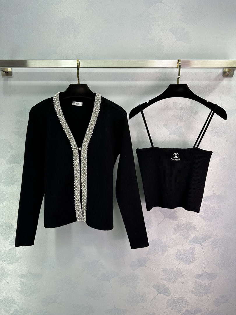 Chanel Women's Fashion Clothing Knitted two piece C62200