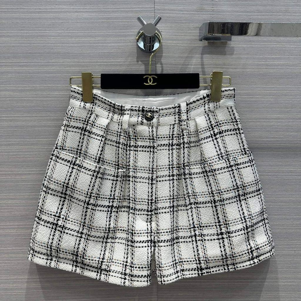 Chanel Women's Fashion Clothing Short Pants C58827